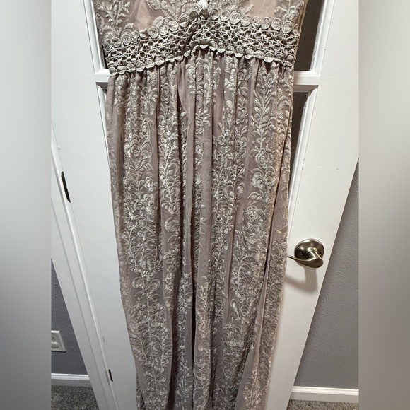 NWOT Olivaceous Sheer Lace Maxi Dress - Picture 6 of 15